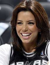 Eva Longoria, rănită ușor pe platoul de filmare