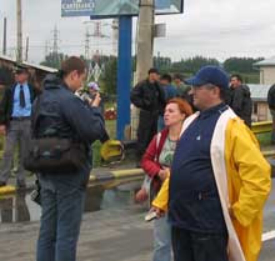 Primarul a stat de veghe pe pod, pentru a putea coordona activitatea de evacuare