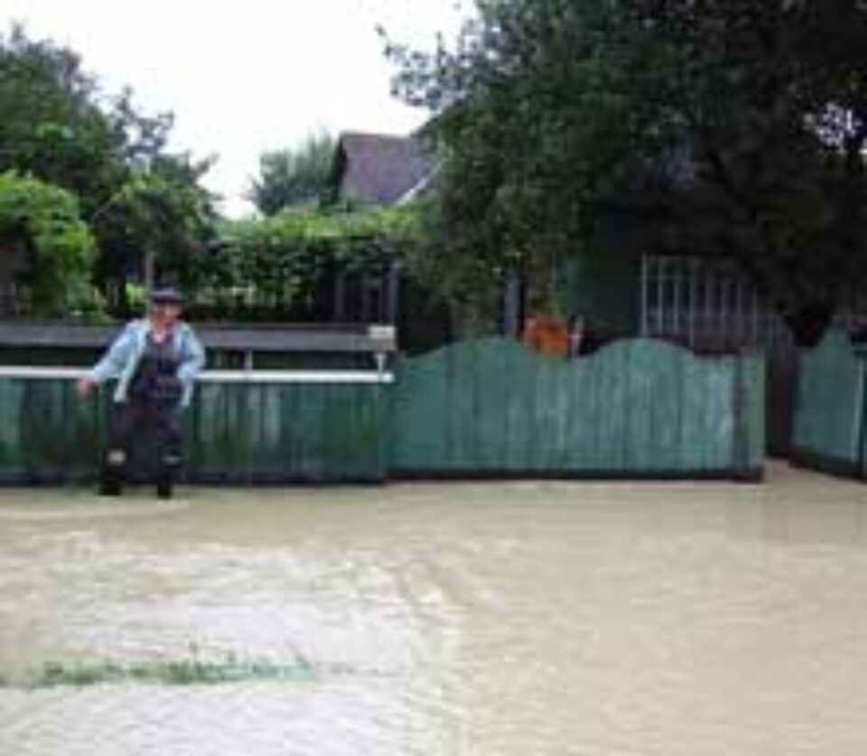 Trei morți și un județ răvășit: bilanțul negru al inundațiilor din Suceava