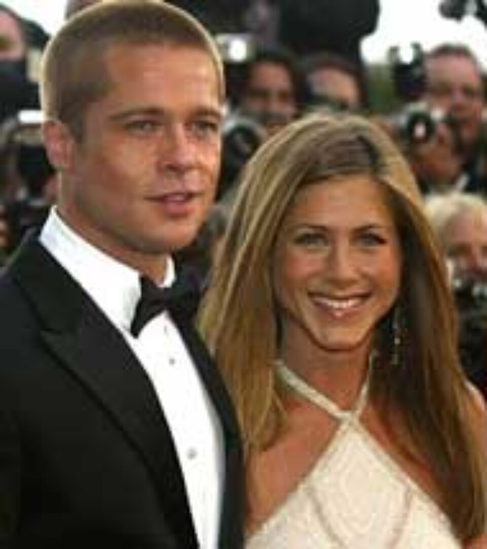 Divorțul dintre Pitt și Aniston, pe cale de a se finaliza Divorțul dintre Pitt și Aniston, pe cale de a se finaliza