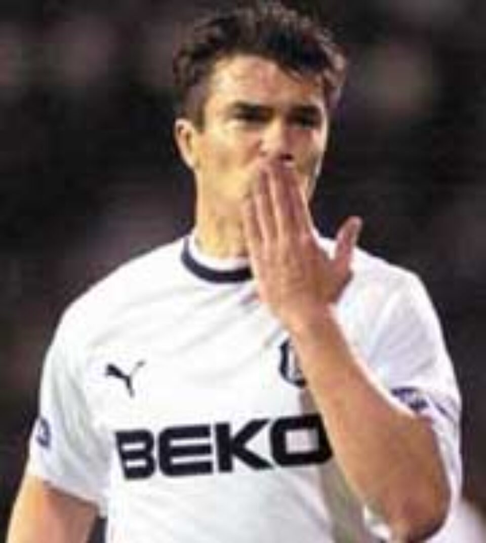 Pancu a marcat un gol pentru Beșiktaș în Cupa UEFA Pancu a marcat un gol pentru Beșiktaș în Cupa UEFA