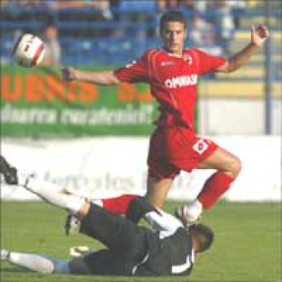 Rapidul a mai făcut un pas greșit pe teren propriu