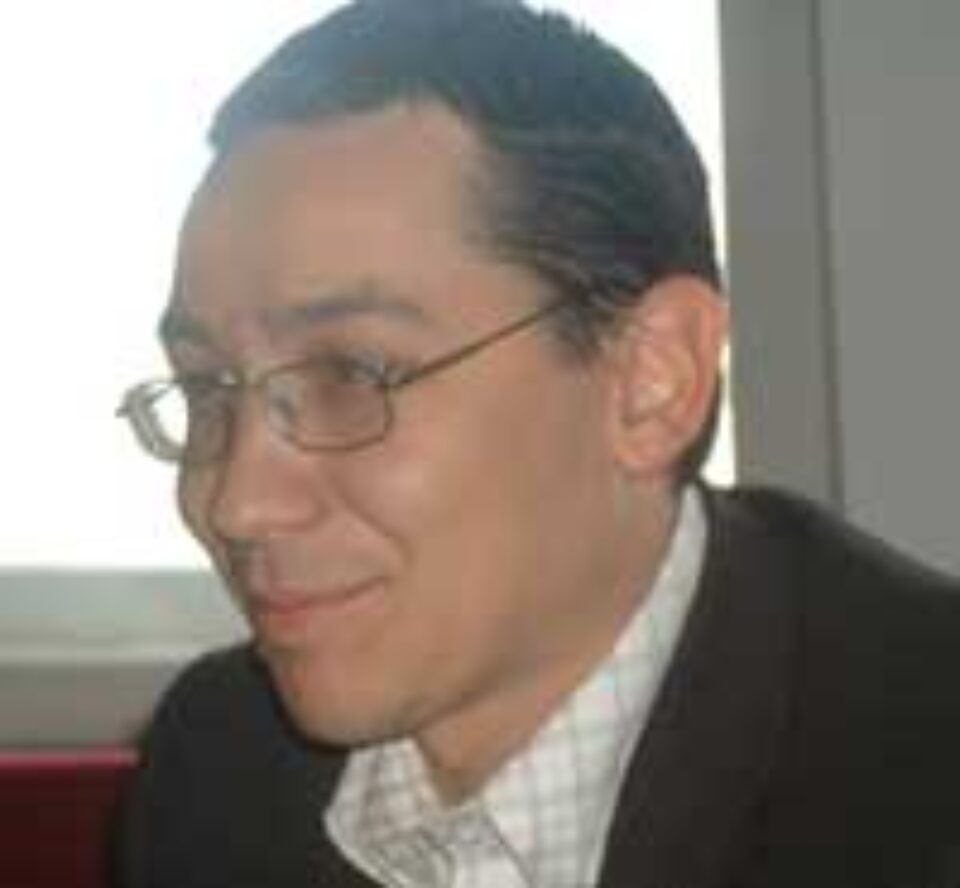 Ponta propune acordarea dreptului de vot de la 16 ani