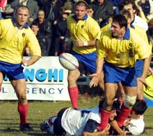 Rugbyștii și-ar putea încheia cariera sportivă dacă lovesc un oficial la un meci