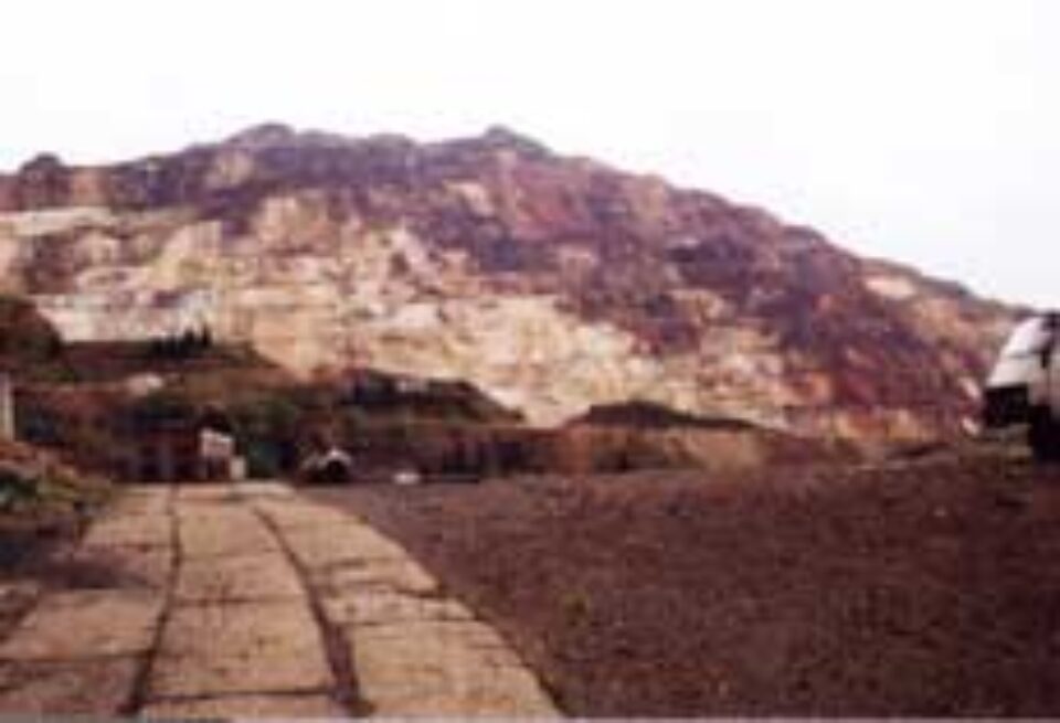 Fosta exploatare de sulf de la Călimani va fi ecologizată Fosta exploatare de sulf de la Călimani va fi ecologizată