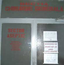 Într-o operație în premieră pentru Suceava, unui pacient i-a fost implantată o proteză vasculară