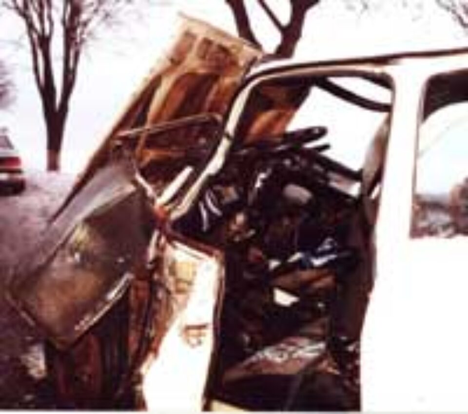 Zilnic au loc 25-30 de accidente rutiere, soldate cu zeci de morți și răniți Zilnic au loc 25-30 de accidente rutiere, soldate cu zeci de morți și răniți