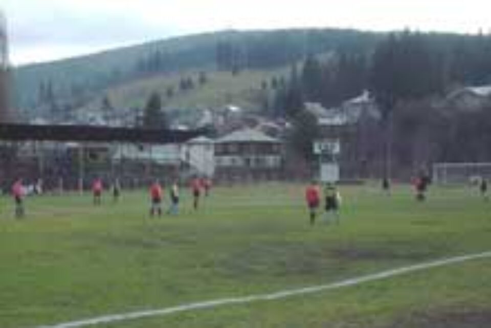 Stadionul din Vatra Dornei este impracticabil şi la această oră Stadionul din Vatra Dornei este impracticabil şi la această oră