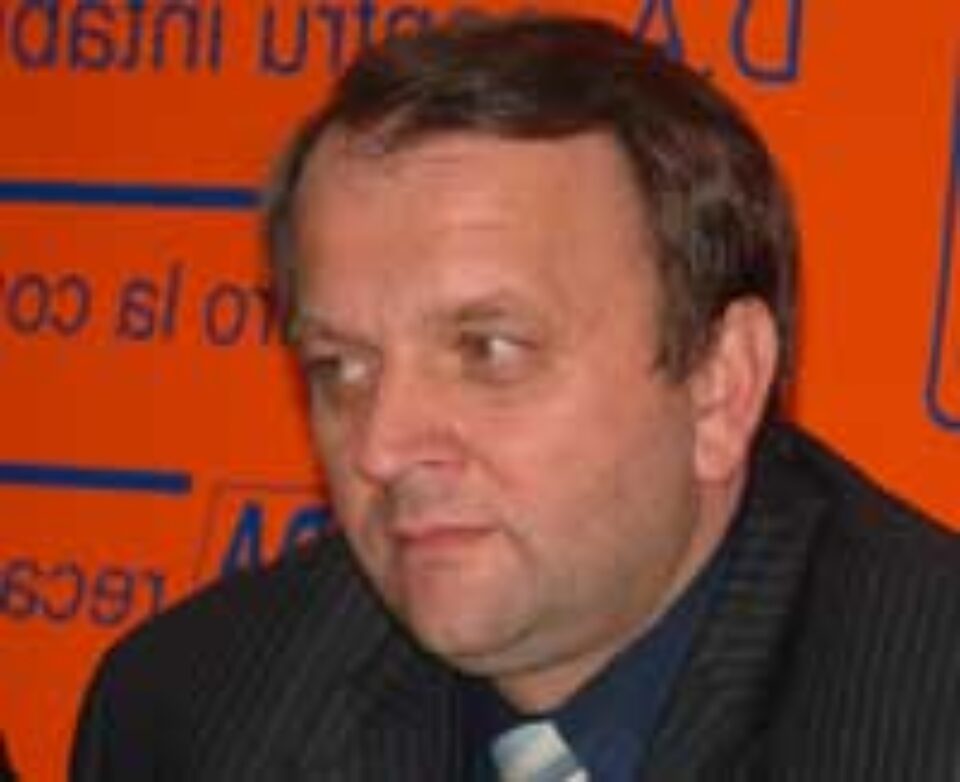 Gheorghe Flutur respinge acuzațiile aduse de PRM legate de „interesele personale” pe care le-ar avea în retrocedarea pădurii către Fondul Bisericesc din Bucovina