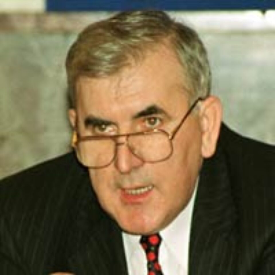 Iorgovan a fost sancționat de BPN al PSD și va contesta decizia pe care o consideră "excesivă" Iorgovan a fost sancționat de BPN al PSD și va contesta decizia pe care o consideră "excesivă"