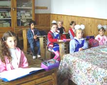 Adunarea și scăderea se predă simultan cu despărțirea în silabe