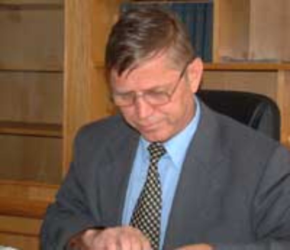 Directorul ITM Suceava, Mihai Airinei, a demisionat din luna iunie 2005 la calitatea de membru AGA al SC ACET SA Directorul ITM Suceava, Mihai Airinei, a demisionat din luna iunie 2005 la calitatea de membru AGA al SC ACET SA