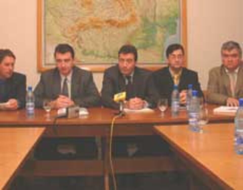 Polițiștii români și ucraineni au inițiat un program de cooperare pe linia investigațiilor criminale Polițiștii români și ucraineni au inițiat un program de cooperare pe linia investigațiilor criminale