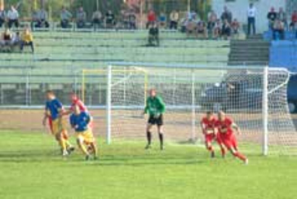 Examen dificil pentru fotbaliștii suceveni în meciul de azi