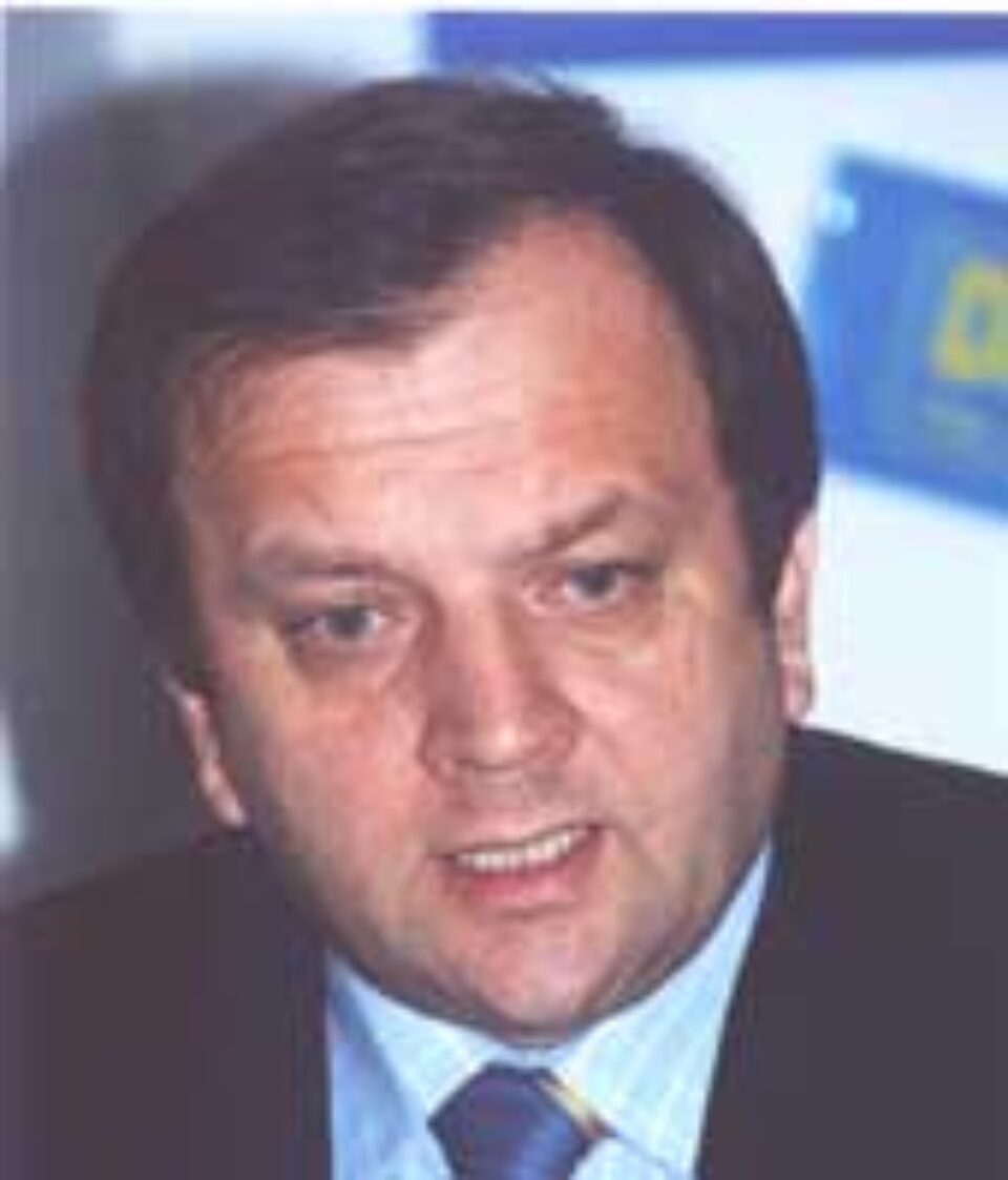 Apel al lui Flutur către aleșii locali ai PNL Apel al lui Flutur către aleșii locali ai PNL