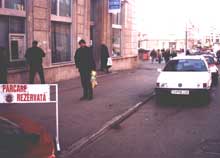 Primăria Suceava nu mai eliberează persoanelor fizice abonamente pentru parcare