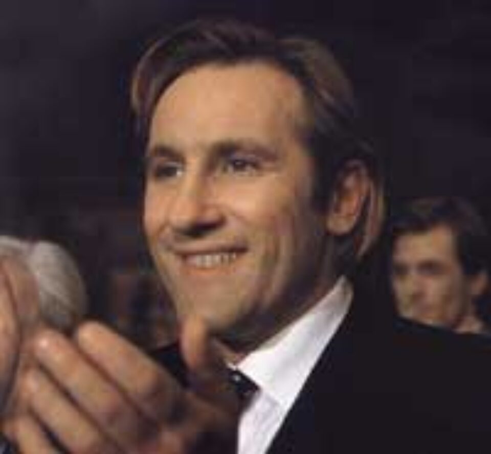 Gerard Depardieu a recunoscut că a lovit un fotograf Gerard Depardieu a recunoscut că a lovit un fotograf