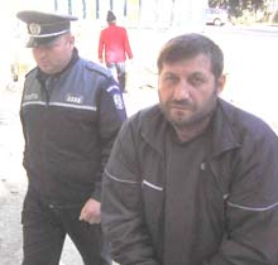 Piromanul din Poiana-Zvoriștea a fost arestat preventiv de către judecători Piromanul din Poiana-Zvoriștea a fost arestat preventiv de către judecători