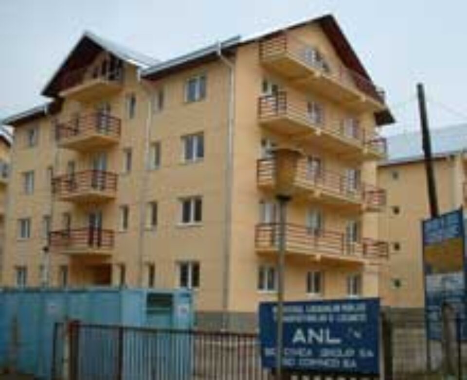 Tinerii vor uita de blocurile ANL pentru cel putin trei ani