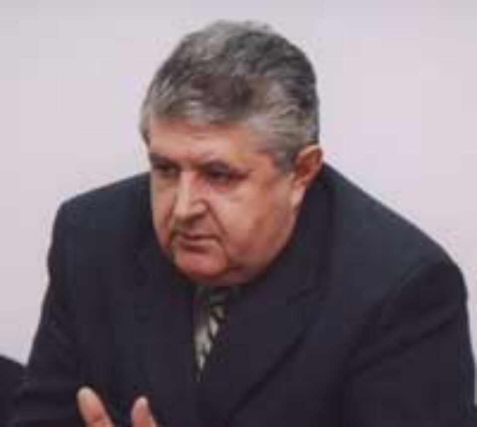 Gavril Mîrza: „Stabilitatea politică în România ține de seara pînă dimineața”