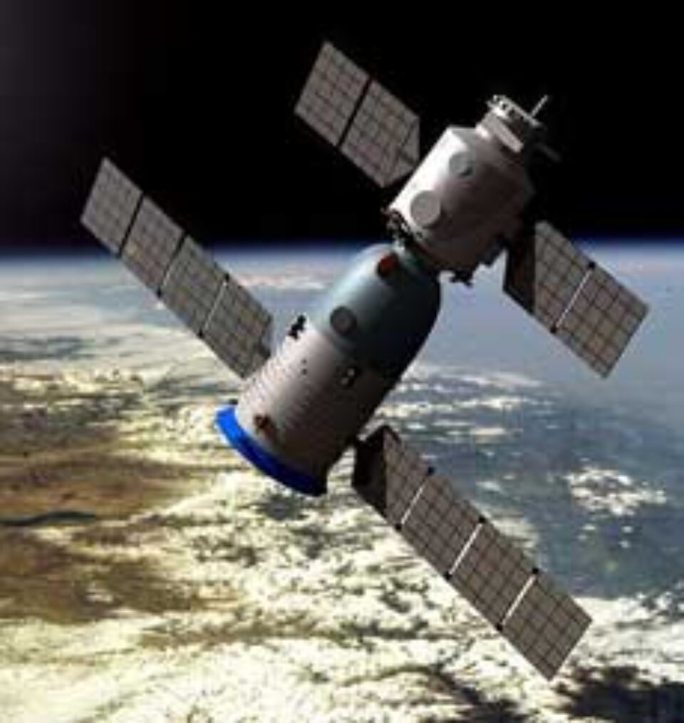 Naveta Shenzhou a deviat "mult" de pe orbita sa