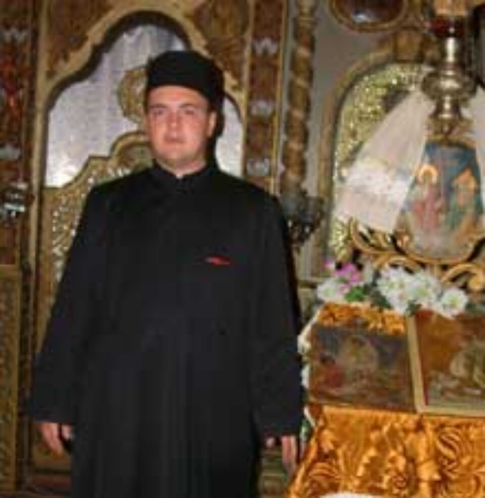 Parintele paroh Marcel Ursut