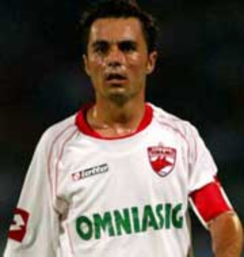 Florentin Petre - meciul 250 în Divizia A Florentin Petre - meciul 250 în Divizia A