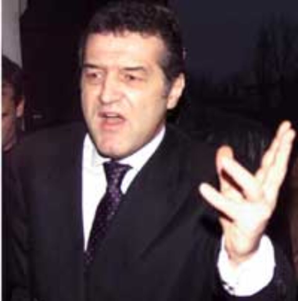 Sechestru pe averea lui Gigi Becali, pentru recuperarea unei datorii de 7 milioane euro Sechestru pe averea lui Gigi Becali, pentru recuperarea unei datorii de 7 milioane euro