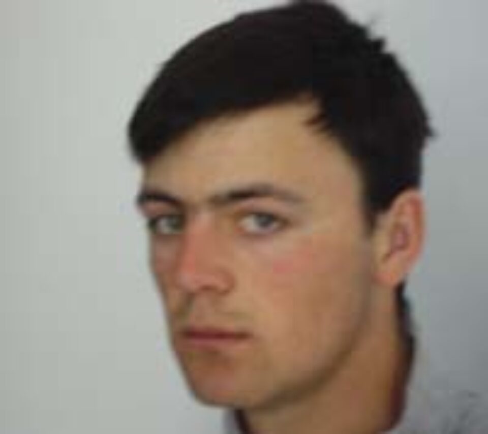 Șapte ani și trei luni de pușcărie pentru nepotul care și-a violat și tîlhărit mătușa octogenară Șapte ani și trei luni de pușcărie pentru nepotul care și-a violat și tîlhărit mătușa octogenară