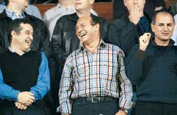 Un derbi al violențelor