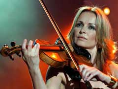 Cântăreața Sharon Corr este însărcinată