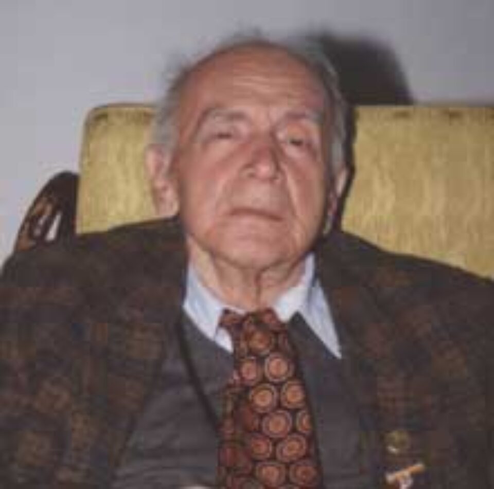 S-a stins lumina artei românești S-a stins lumina artei românești