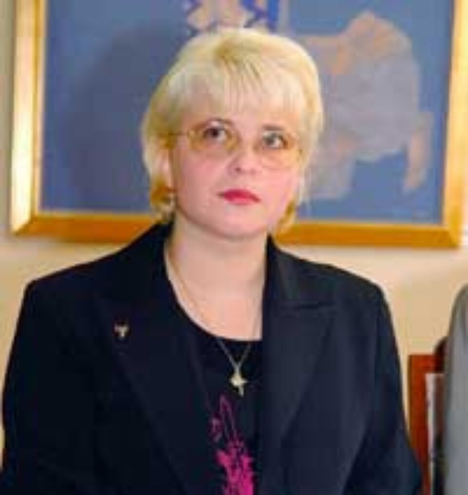 Poetă din Suceava, primită în Ordinul Poeților Mantelați din Torino Poetă din Suceava, primită în Ordinul Poeților Mantelați din Torino