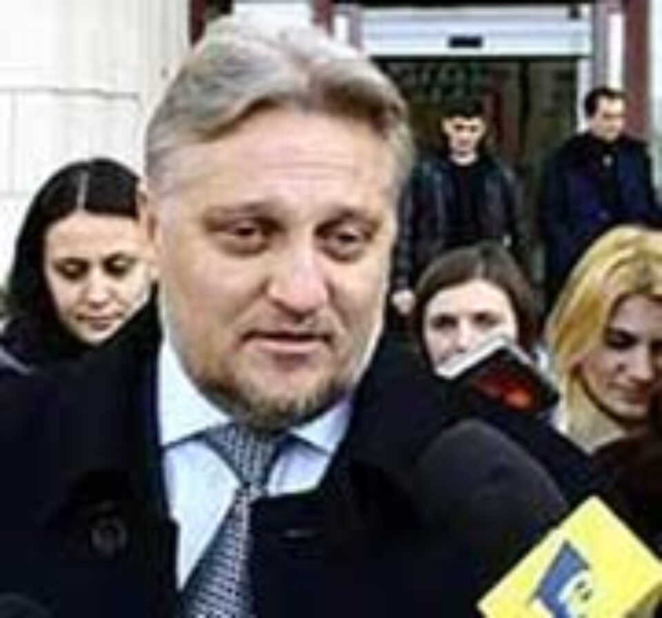 Iacobov, trimis în judecată pentru prejudicierea Rafo Iacobov, trimis în judecată pentru prejudicierea Rafo