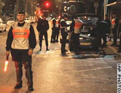 Franța, în pragul războiului civil