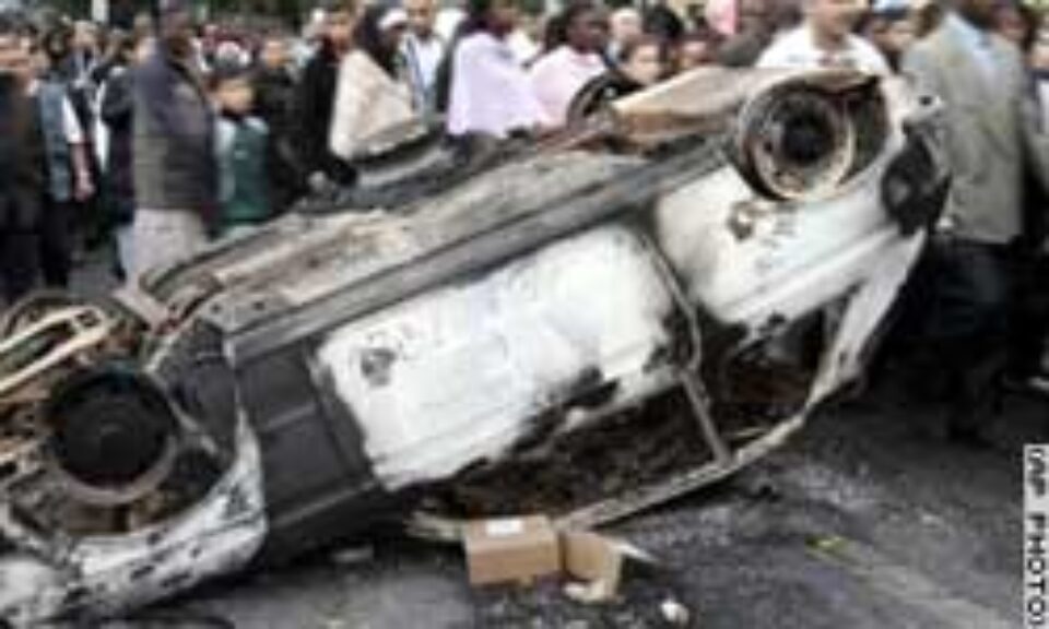 Franța, în pragul războiului civil