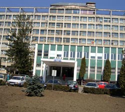 Pacienții Spitalului Județean, lăsați fără medicamente banale de distribuitori neserioși