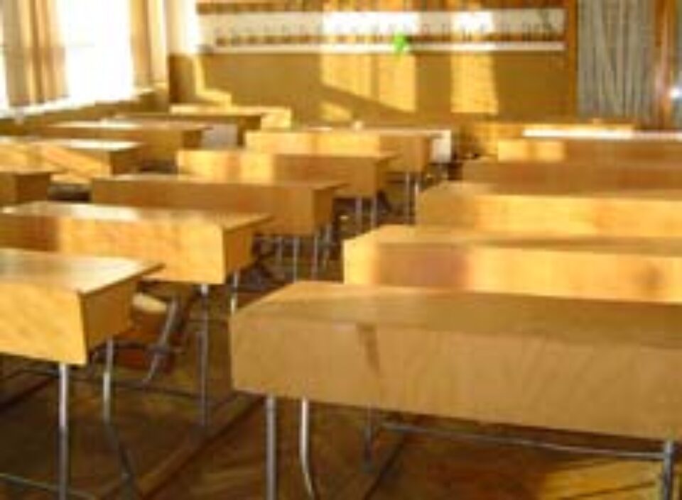 Profesorii spun „pas” orelor și luni Profesorii spun „pas” orelor și luni