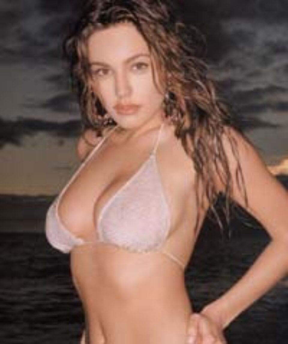 Femeile cu forme generoase sunt din nou la modă