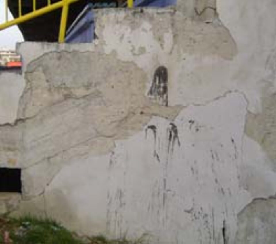 Stadionul Areni, pericol public pentru spectatori