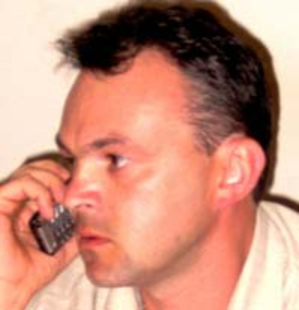 Purtătorul de cuvînt al PD Cîmpulung Moldovenesc a părăsit partidul Purtătorul de cuvînt al PD Cîmpulung Moldovenesc a părăsit partidul