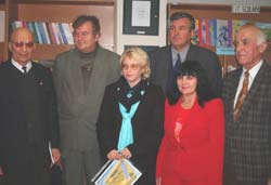 O zi a premierilor și a amintirilor