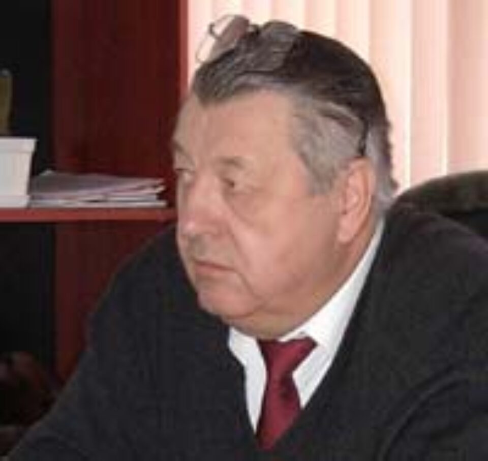 Președintele Colegiului Medicilor Dentiști Suceava, acuzat de DSP că încalcă legea