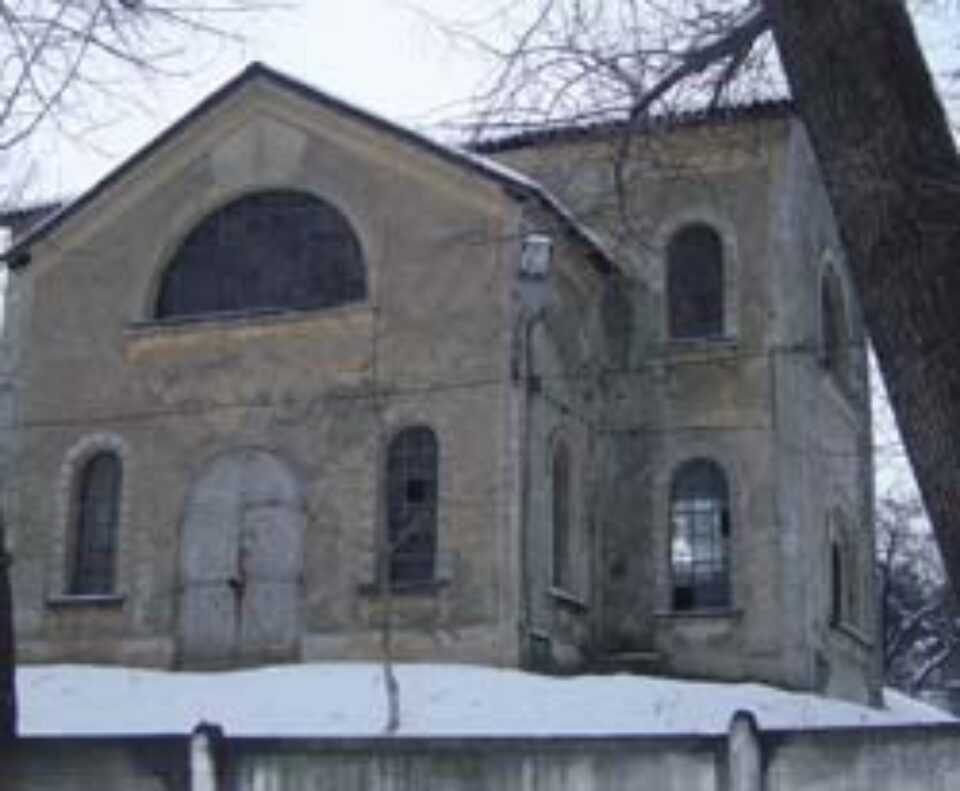 Fosta “Uzină de apă” a Sucevei va fi transformată într-un “Centru de cultură urbană și arhitectură” Fosta “Uzină de apă” a Sucevei va fi transformată într-un “Centru de cultură urbană și arhitectură”