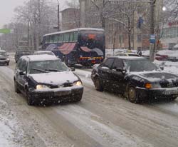 Dimineață de coșmar pentru șoferii suceveni