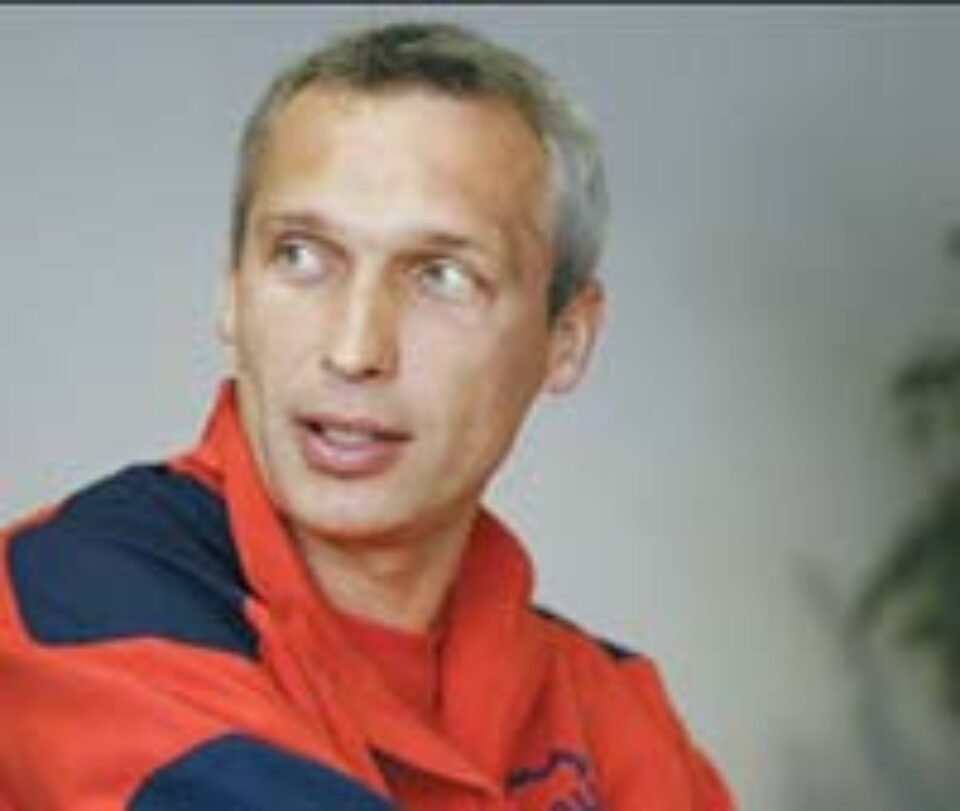 Frămîntări la Steaua: Pleacă Protasov, vine Olăroiu? Frămîntări la Steaua: Pleacă Protasov, vine Olăroiu?