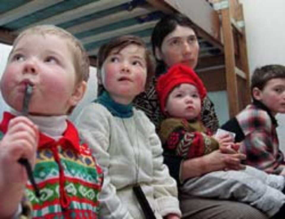 Părinții copiilor fără părinți