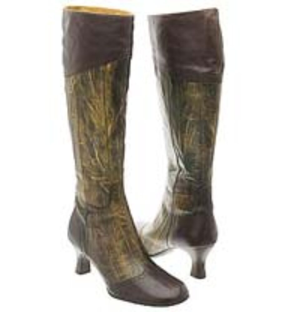 Cizmele - o atracție irezistibilă pentru femei