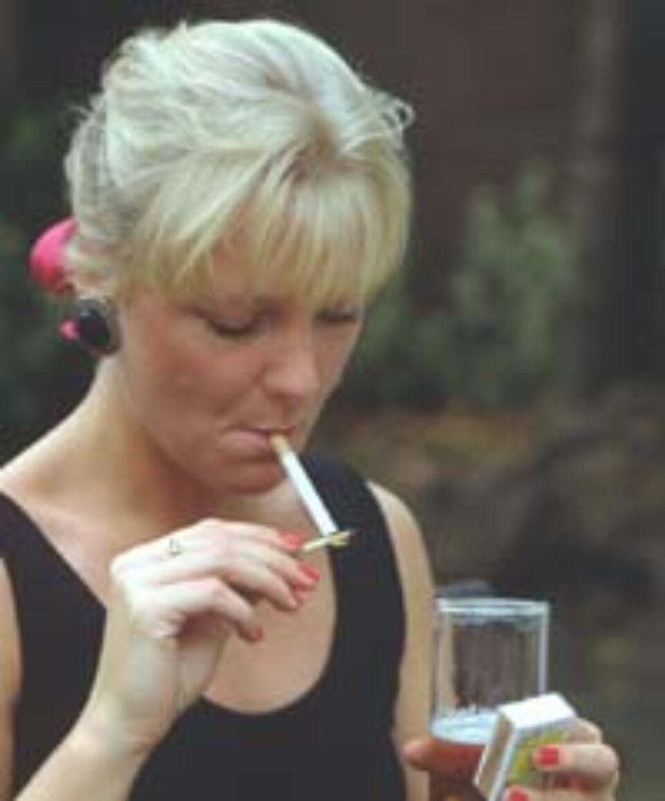 Nicotina asfixiază pielea