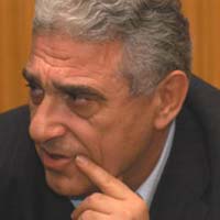 Președintele de la Dinamo, Ioan Becali, vrea să umble la salariile jucătorilor